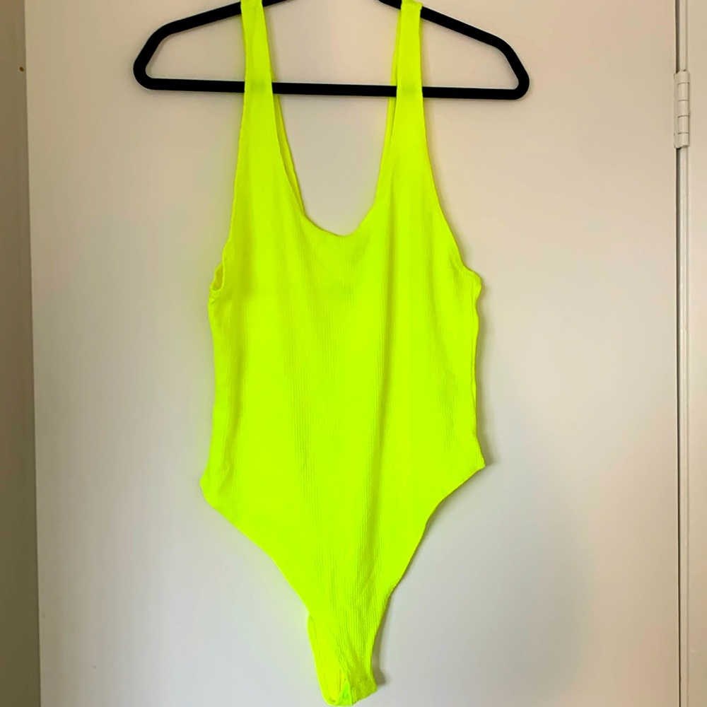 NWOT Wild Fable Neon yellow bodysuit Large L